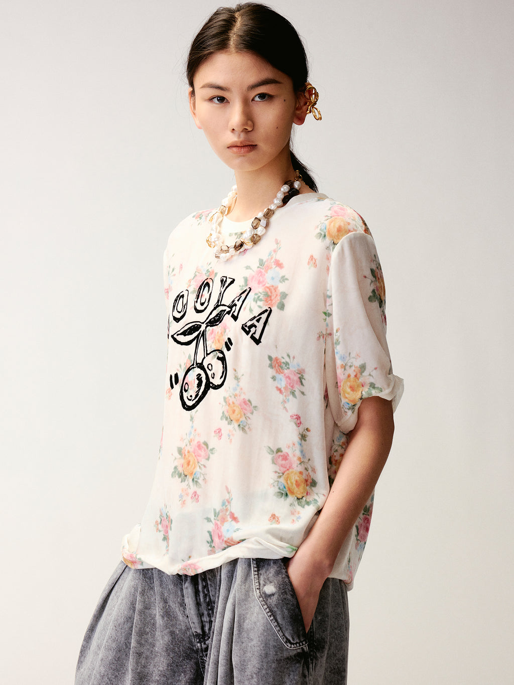 Effortless Wallpaper Floral T-Shirts