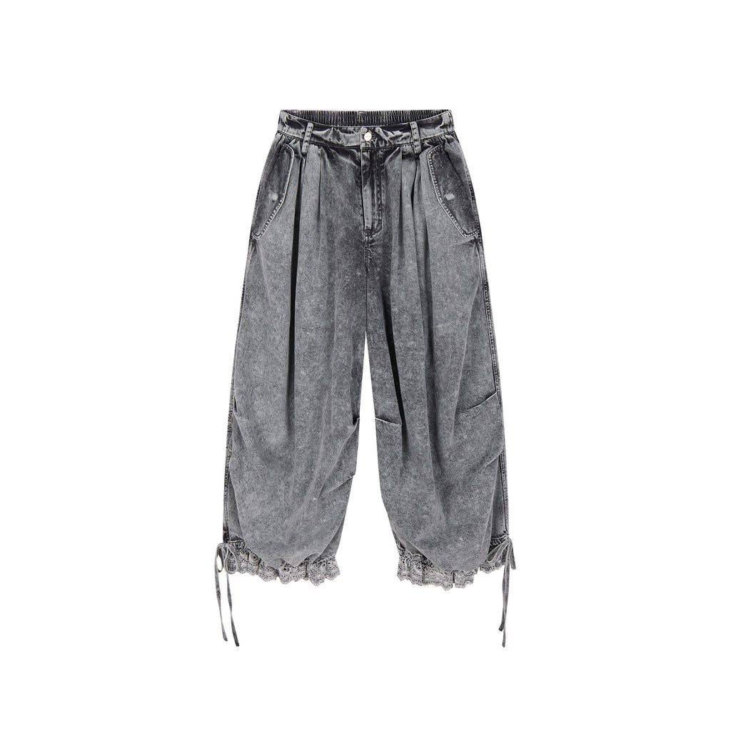 Pleated Cropped Cargo Pants
