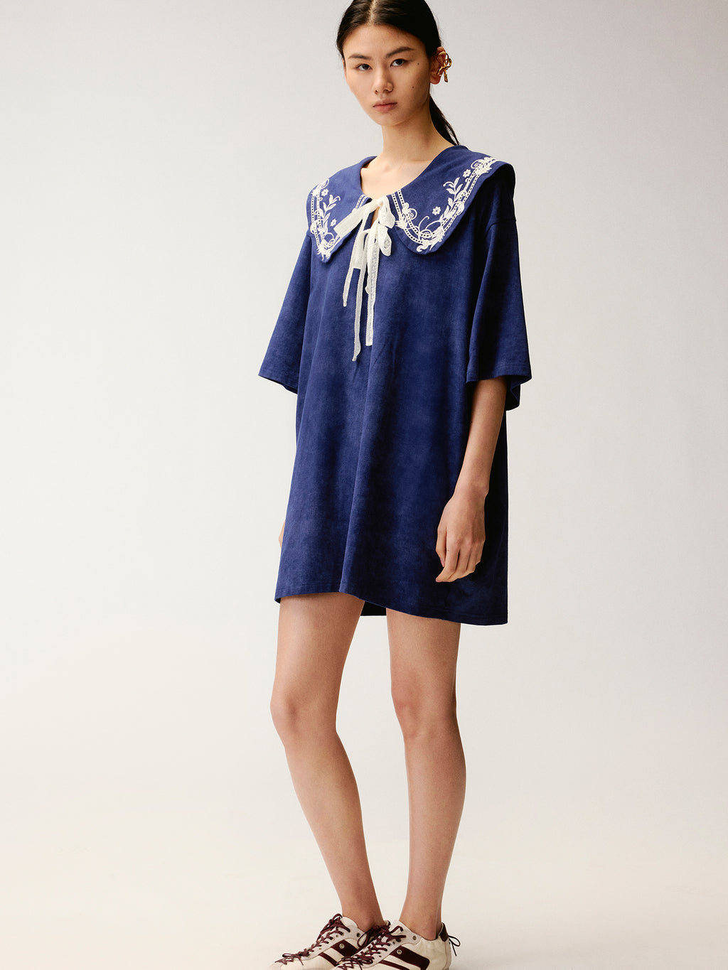 Lace Trim Peter Pan Collar Tee Dress