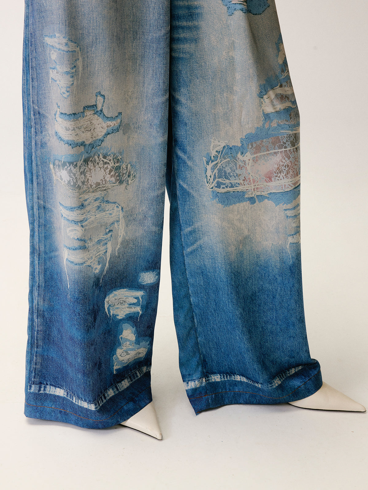 Graphic Illusion Printed Jeans