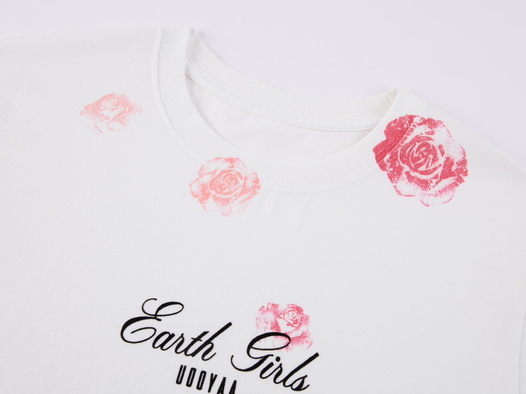 Rose Lipstick Print Fitted T-shirt