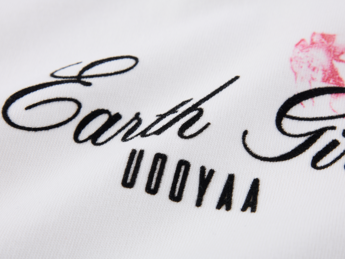 Rose Lipstick Print Fitted T-shirt