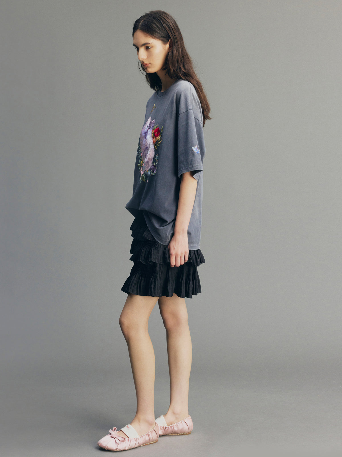 Fantasy Cat Embroidered T-shirt