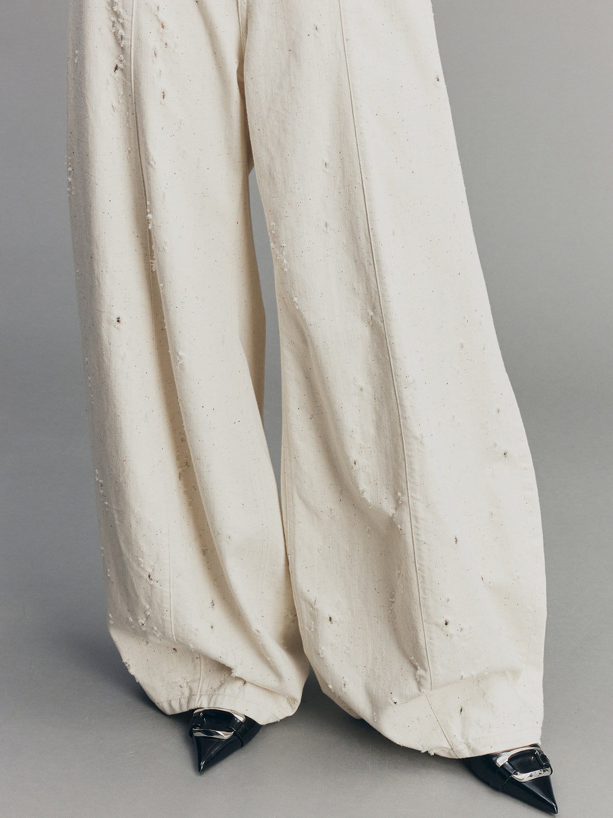 Speckled Distressed Balloon Jeans