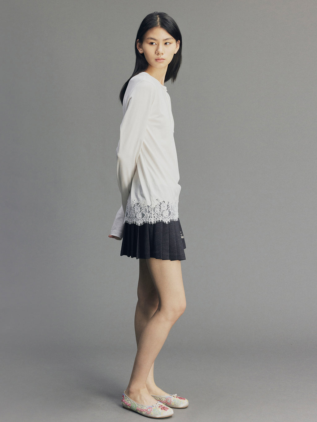 Cherry Embroidered Faux Layered Pleated Skirt
