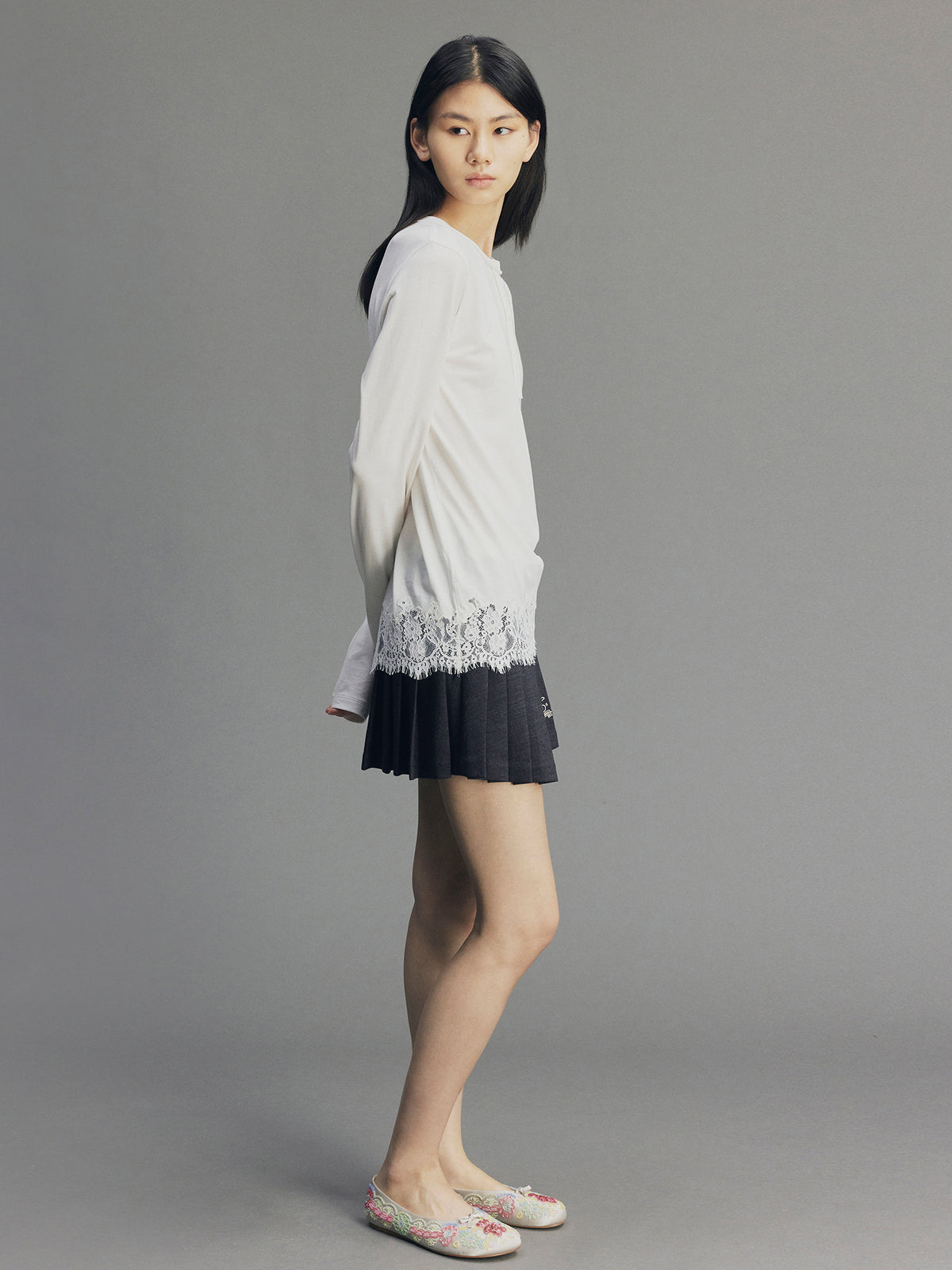 Cherry Embroidered Faux Layered Pleated Skirt