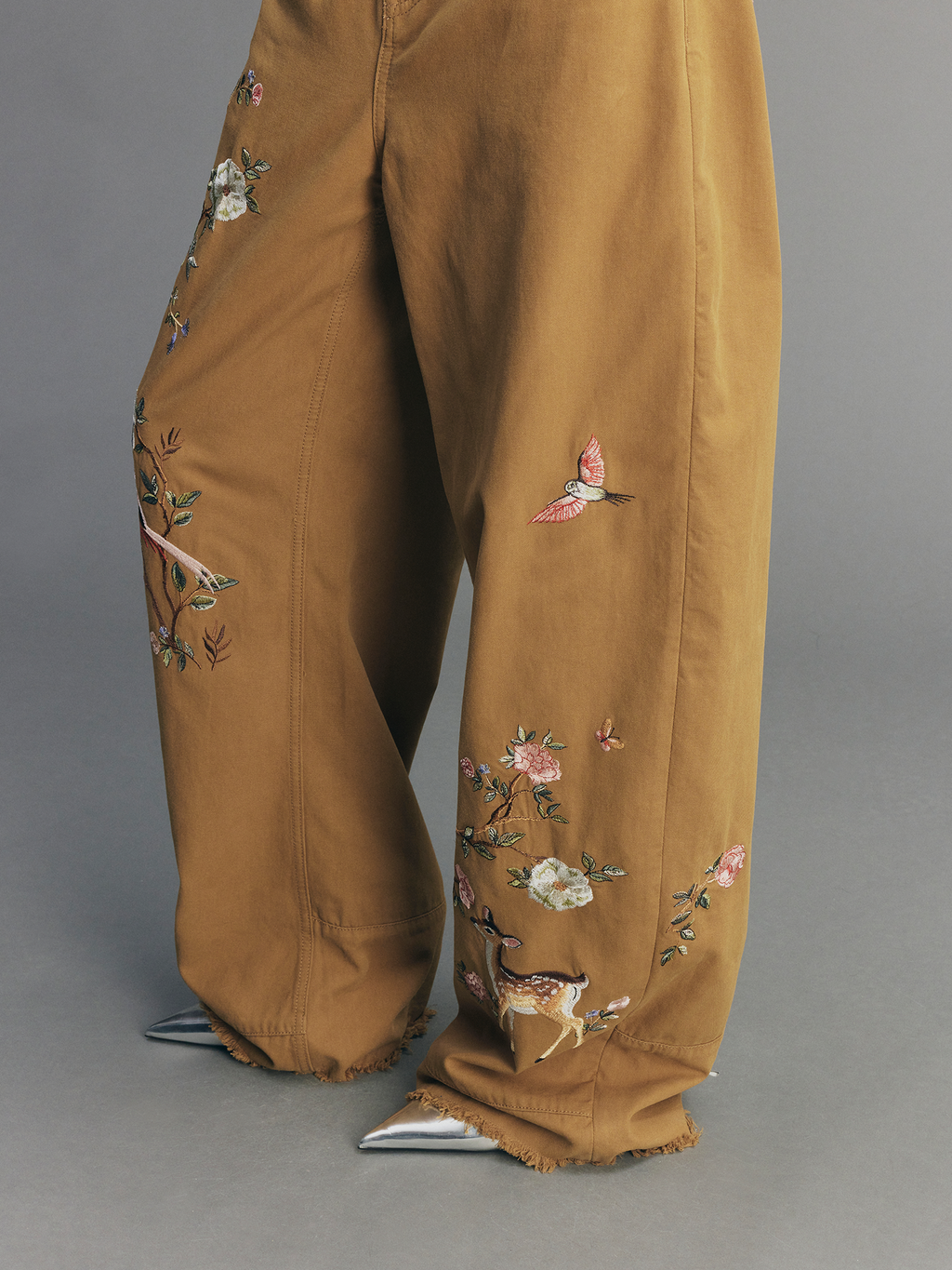 Beaded Floral Deer Embroidered Jeans