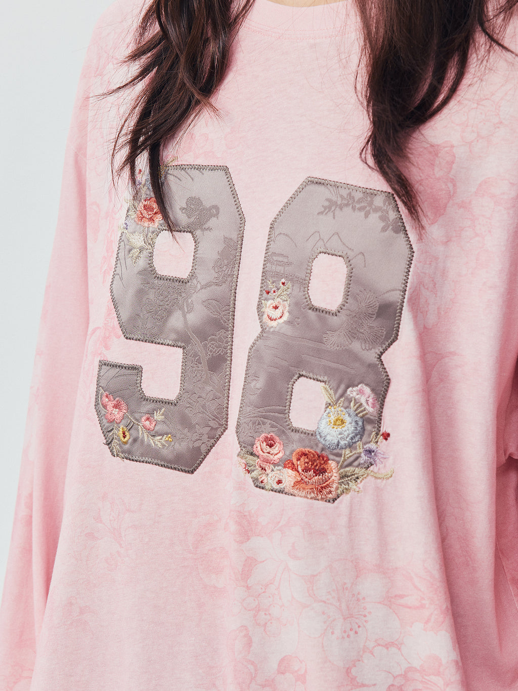 Vintage Floral Print Embroidered Sweatshirt