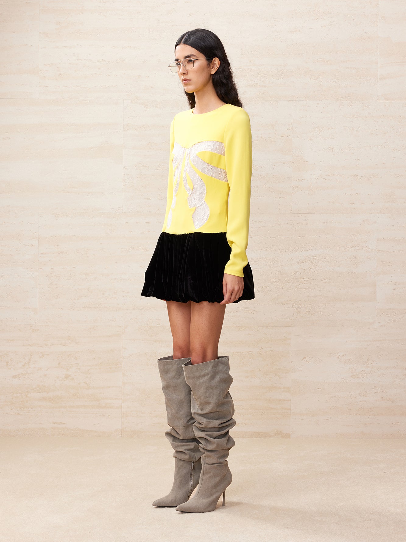 Lace bowknot spliced yellow dress