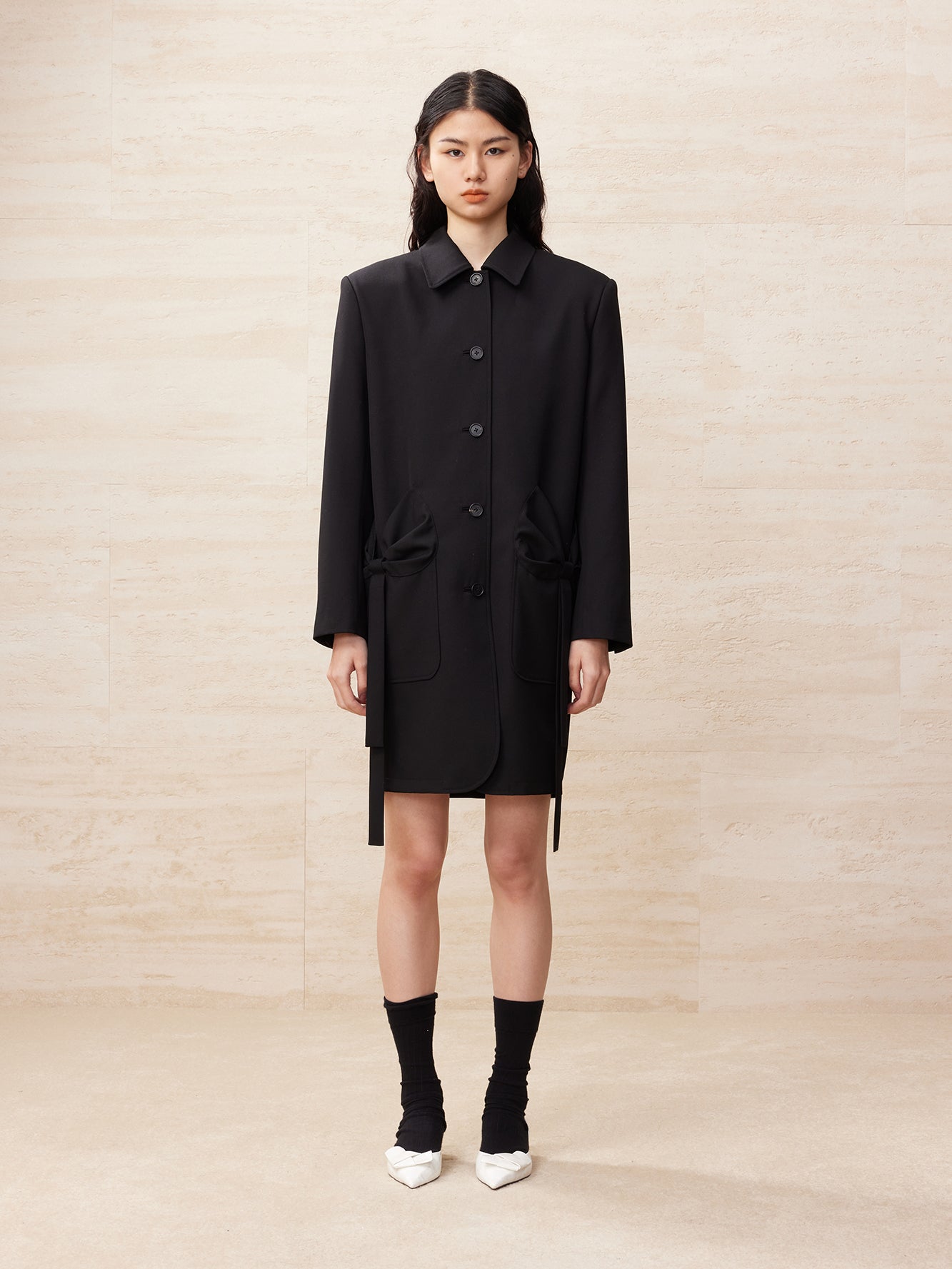 Black bowknot pocket coat