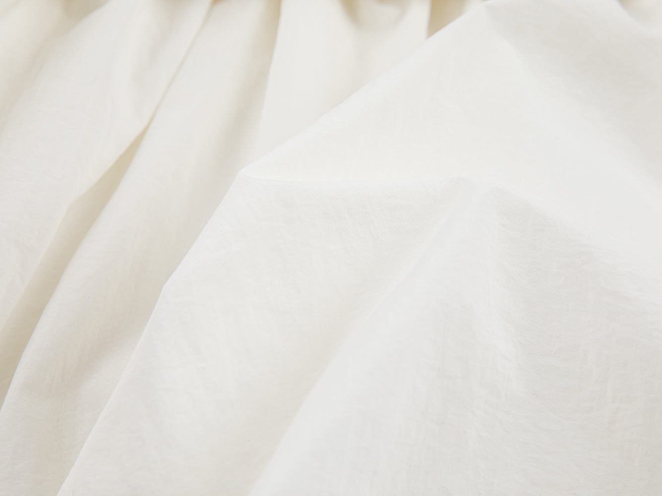 Detachable sleeves panelled dress