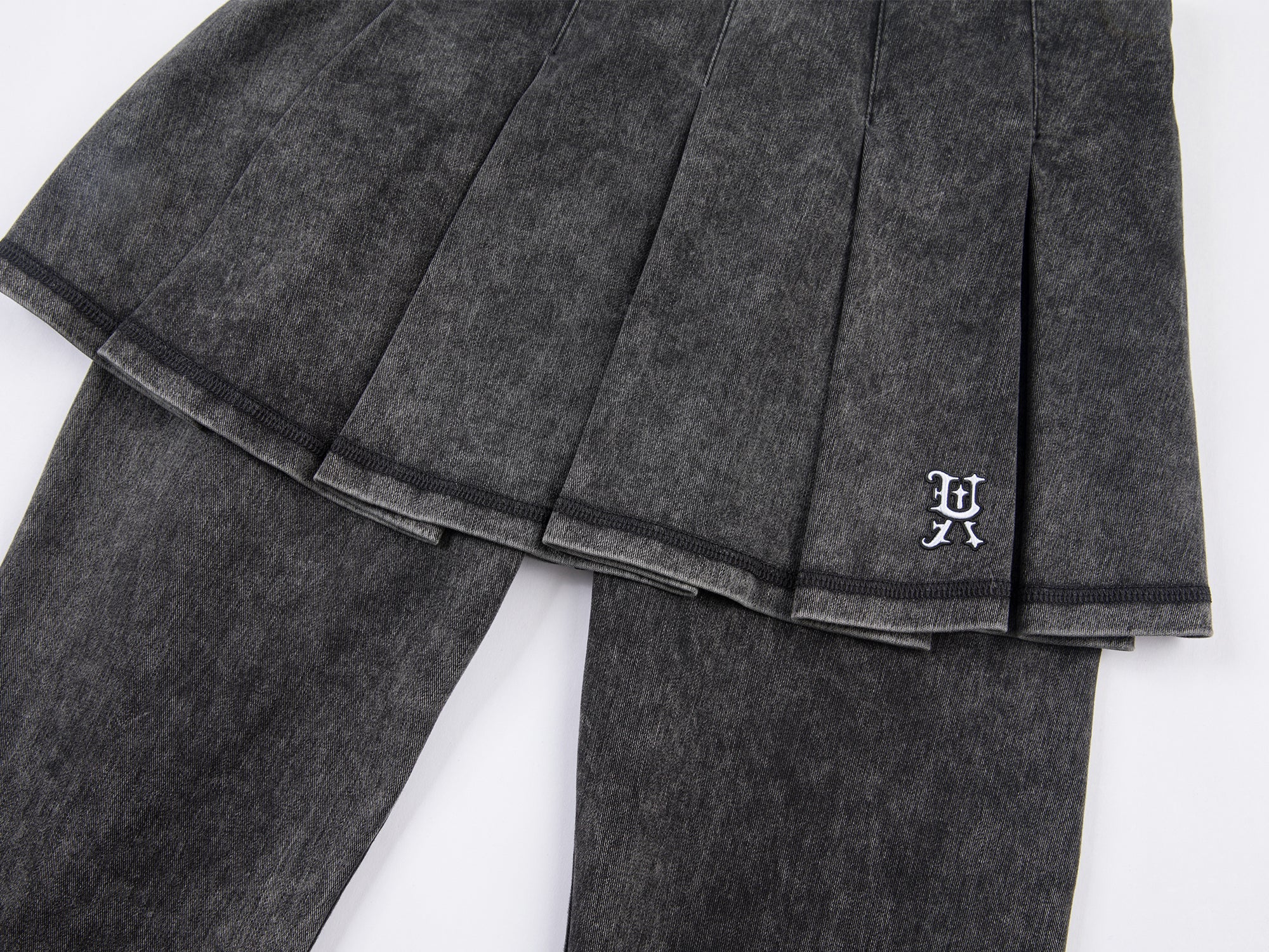 Vintage two piece flared jeans with pleated skirt