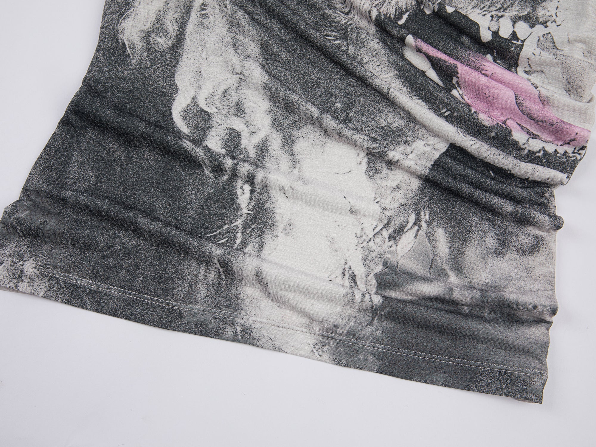 Puppy printed draped long-sleeved t-shirt